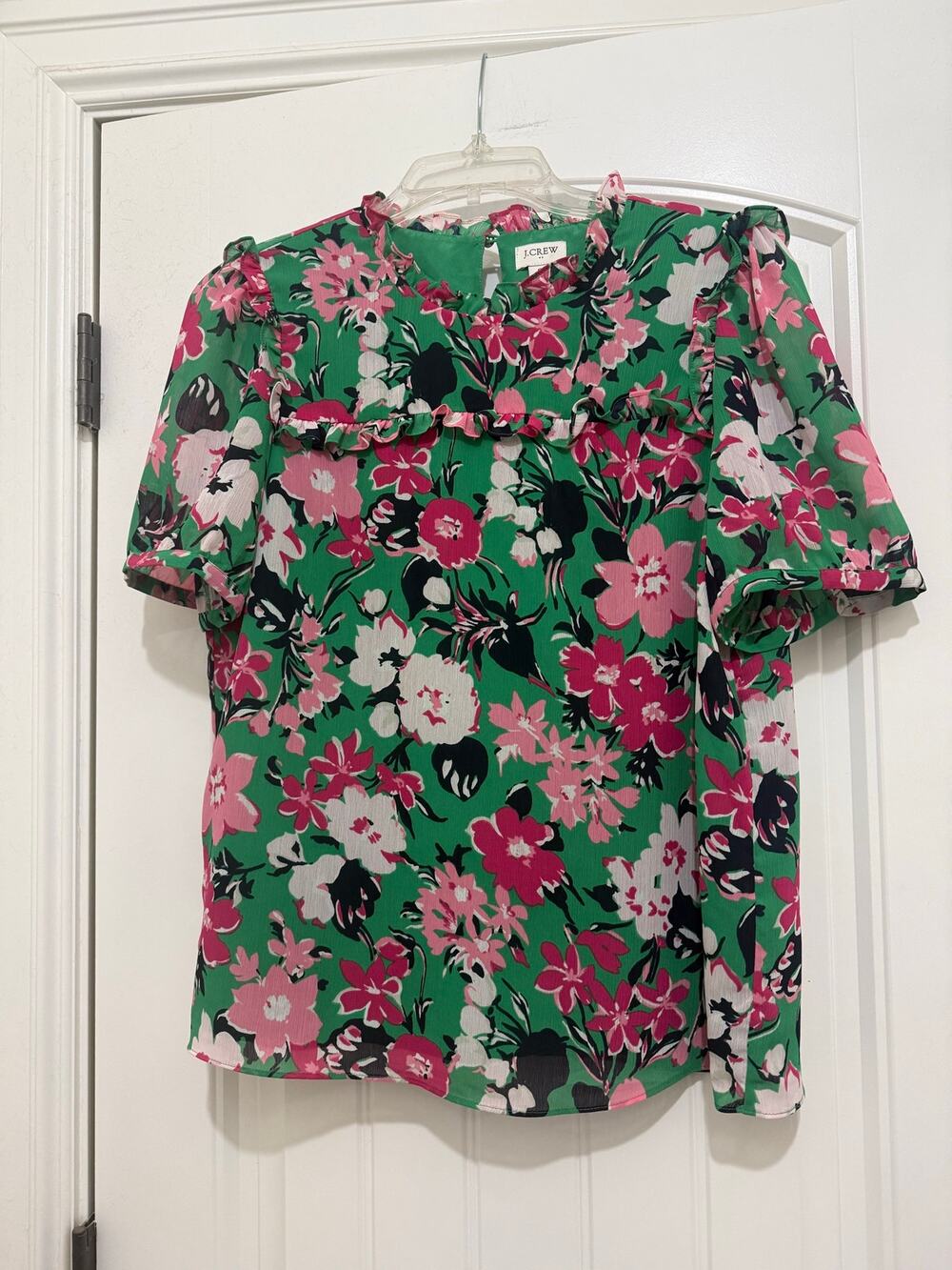 J. Crew Green Pink Floral Ruffle Short Sleeve Blouse - Womens Small EUC